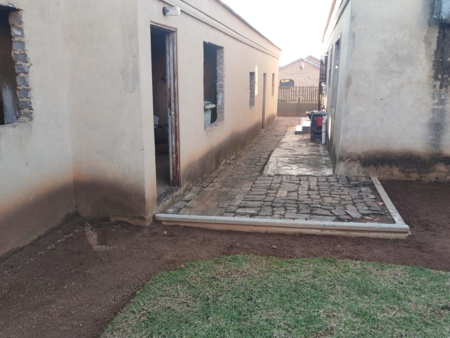 3 Bedroom Property for Sale in Sebokeng Zone 10 Gauteng