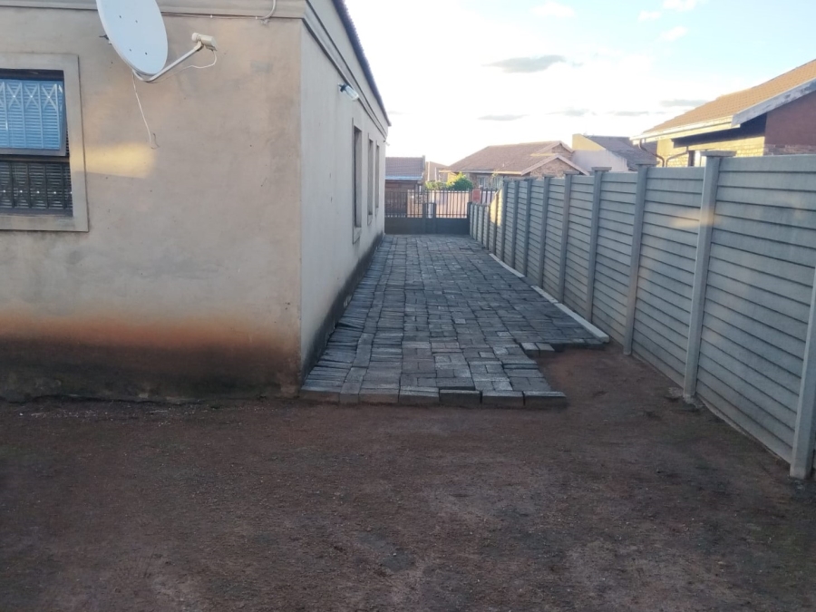 3 Bedroom Property for Sale in Sebokeng Zone 10 Gauteng