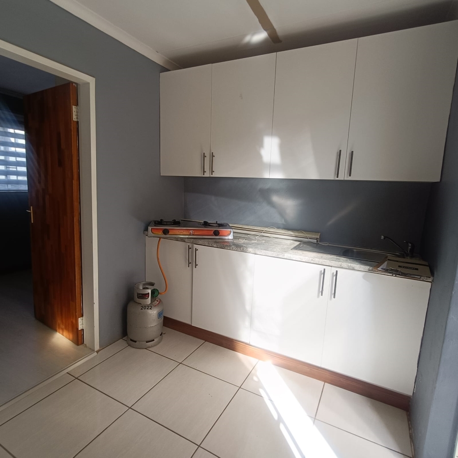 To Let 0 Bedroom Property for Rent in Greenside Gauteng