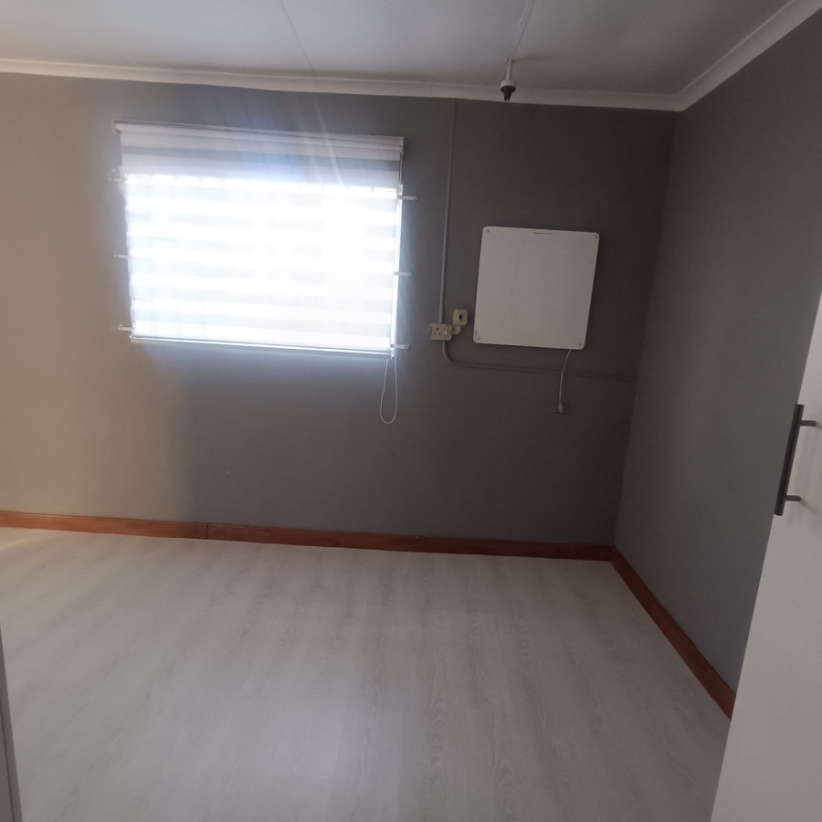 To Let 0 Bedroom Property for Rent in Greenside Gauteng