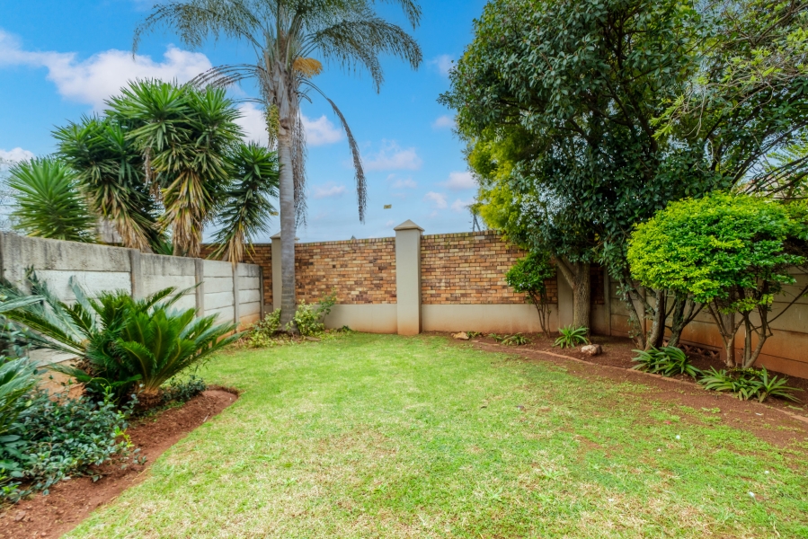 2 Bedroom Property for Sale in Bergbron Gauteng