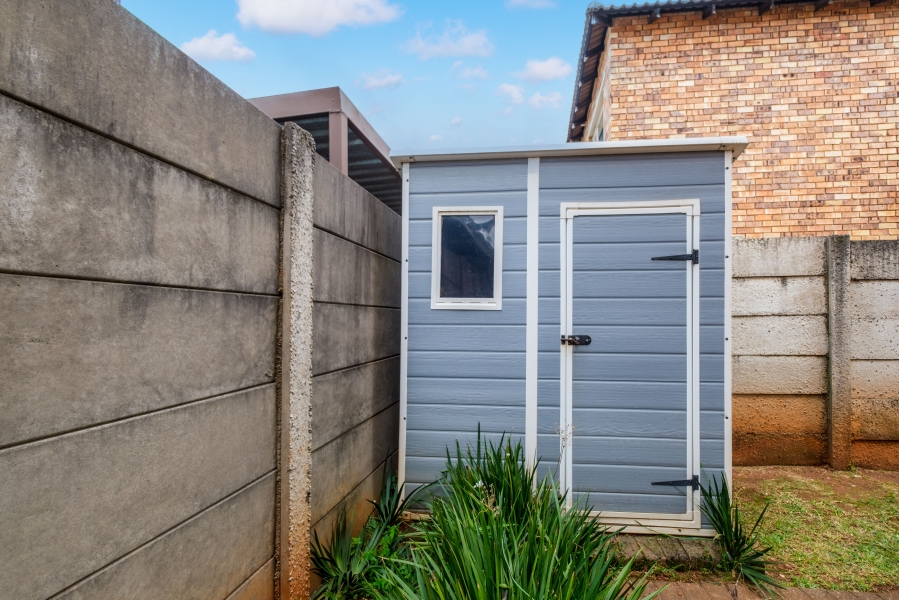 2 Bedroom Property for Sale in Bergbron Gauteng