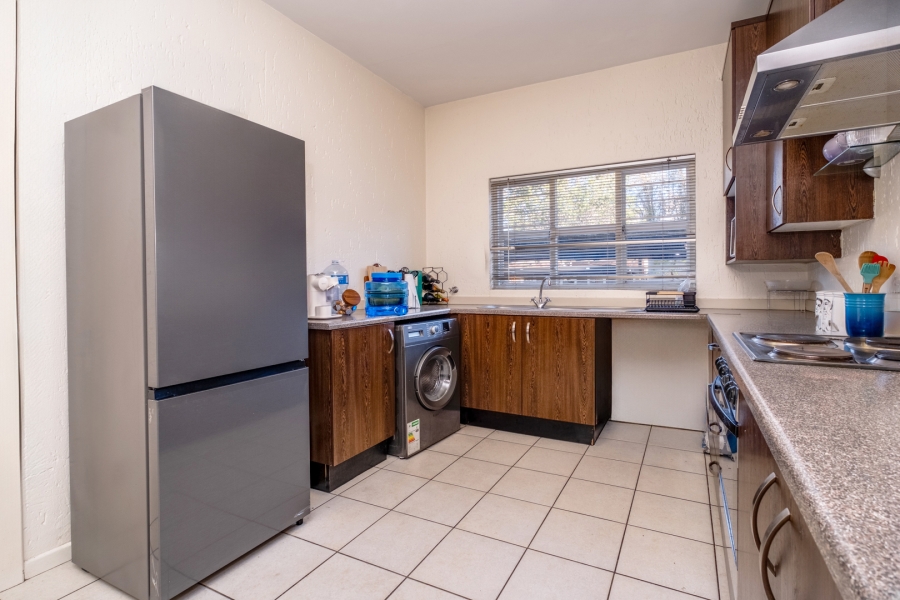 2 Bedroom Property for Sale in Lonehill Gauteng