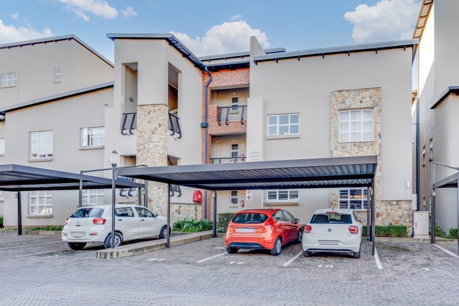2 Bedroom Property for Sale in Lonehill Gauteng