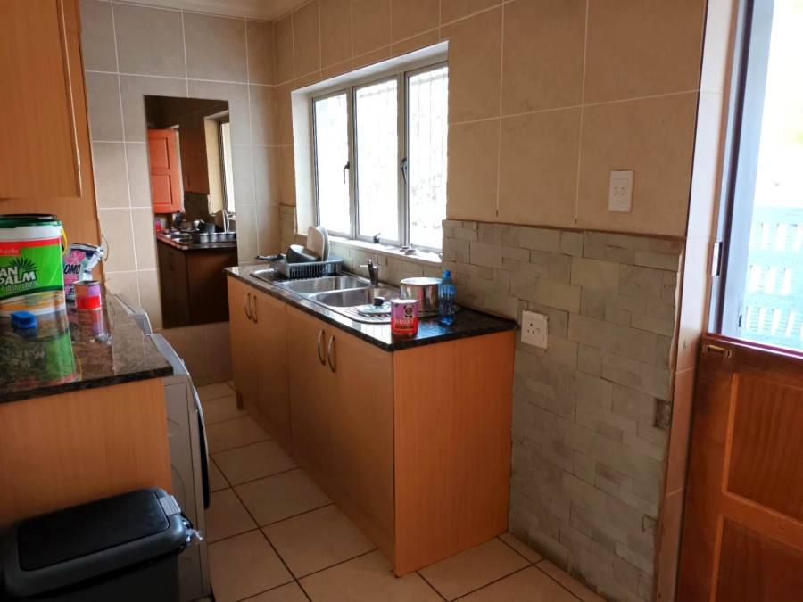 To Let 5 Bedroom Property for Rent in Menlo Park Gauteng