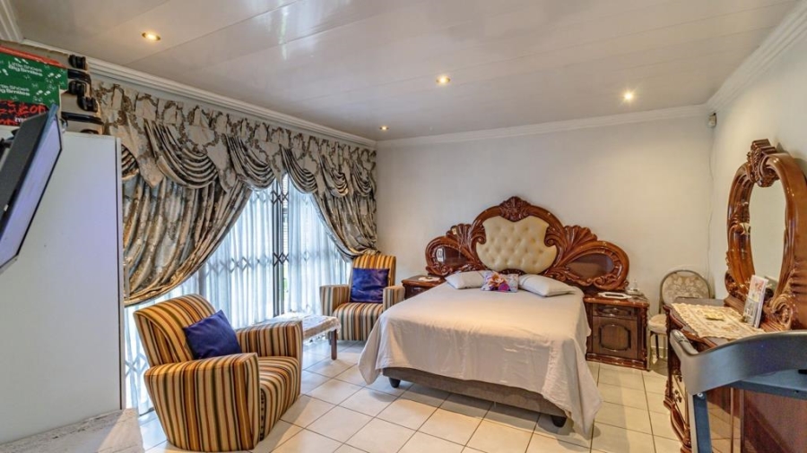 4 Bedroom Property for Sale in Albertsdal Gauteng