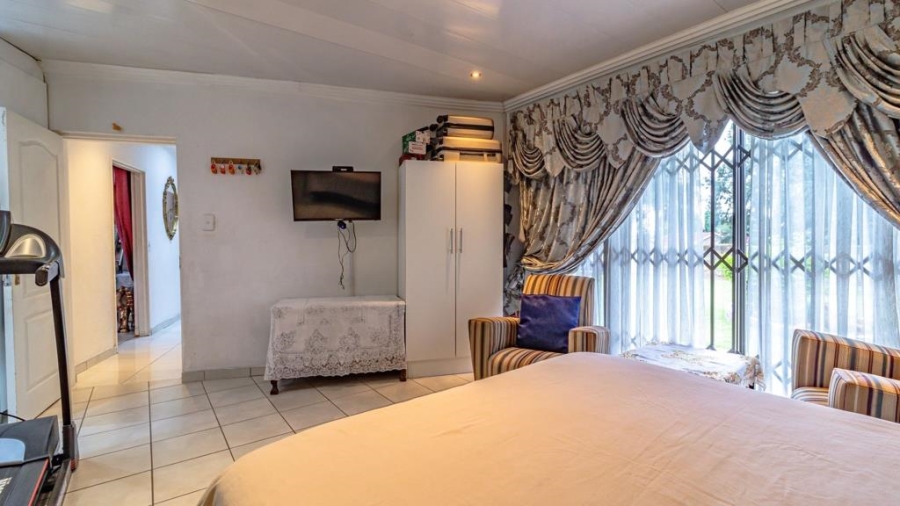 4 Bedroom Property for Sale in Albertsdal Gauteng