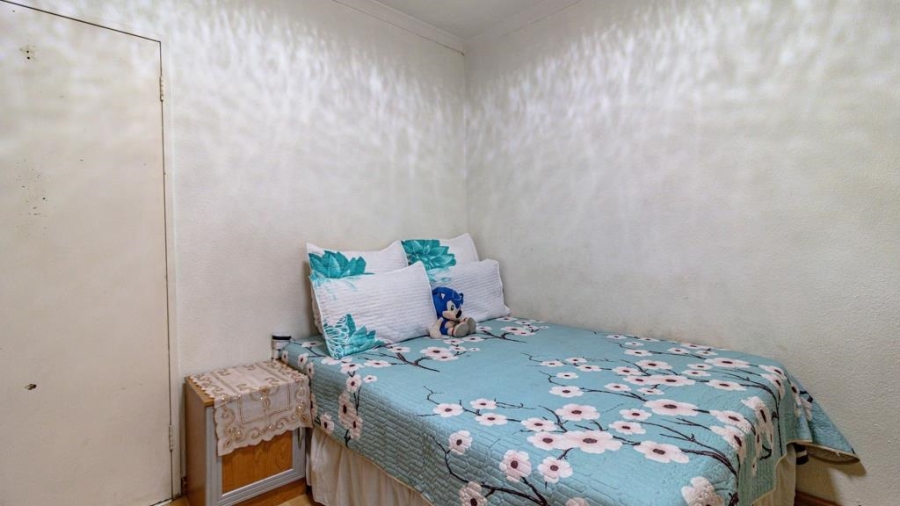 4 Bedroom Property for Sale in Albertsdal Gauteng