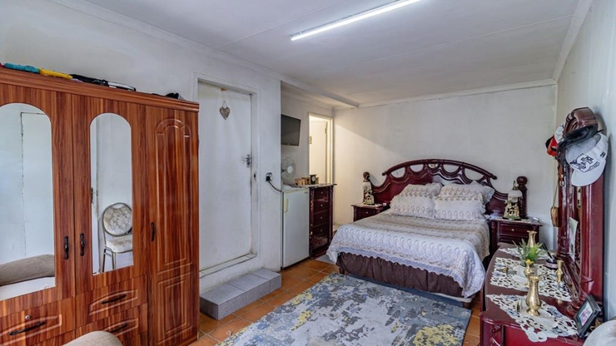 4 Bedroom Property for Sale in Albertsdal Gauteng