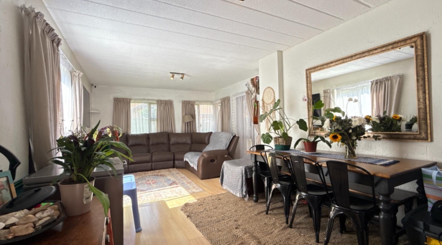 2 Bedroom Property for Sale in Glenvista Gauteng
