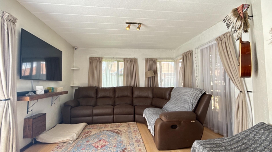 2 Bedroom Property for Sale in Glenvista Gauteng