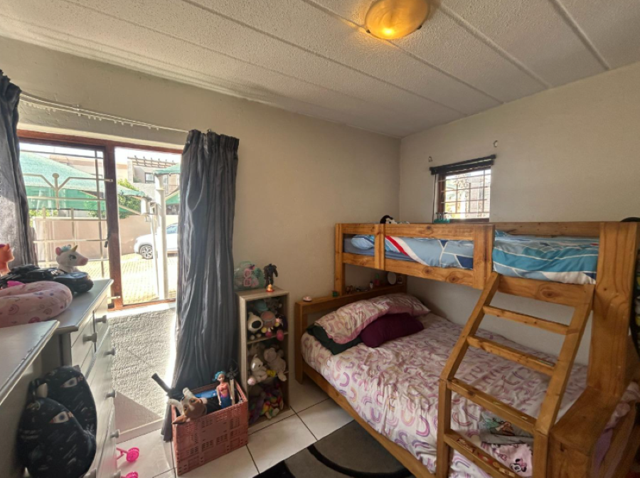2 Bedroom Property for Sale in Glenvista Gauteng