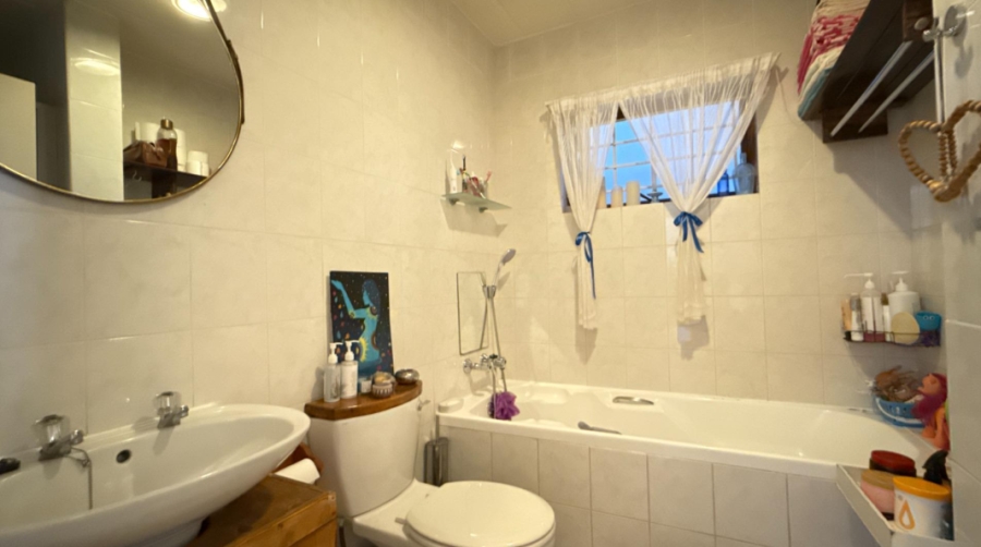 2 Bedroom Property for Sale in Glenvista Gauteng