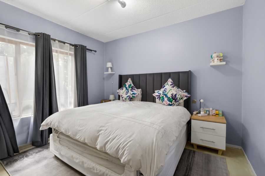 2 Bedroom Property for Sale in Sunninghill Gauteng