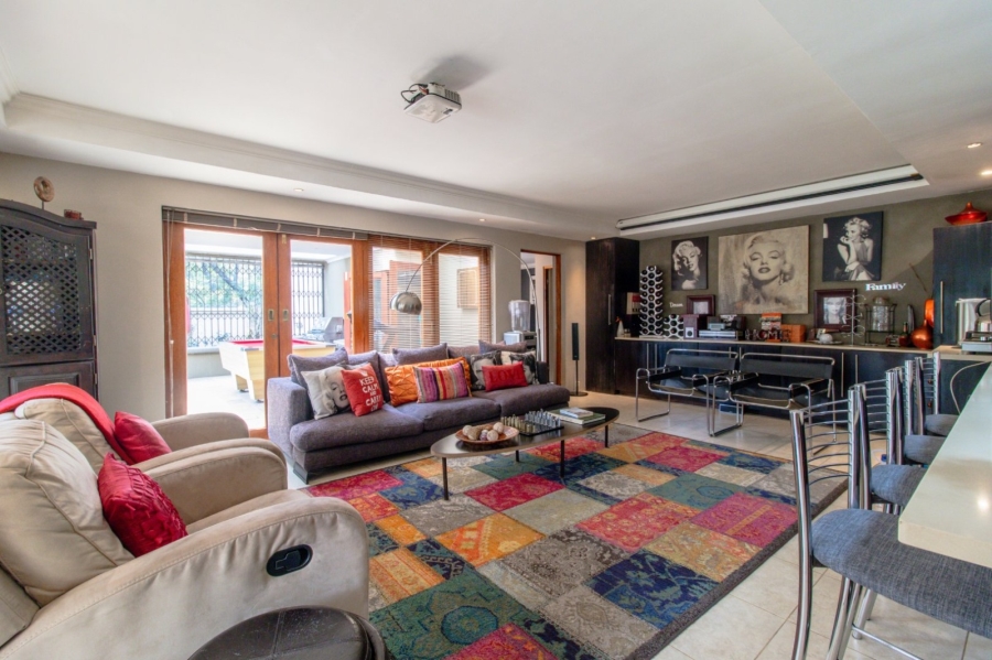 5 Bedroom Property for Sale in Glenvista Gauteng