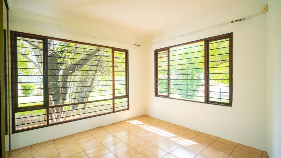 To Let 1 Bedroom Property for Rent in Chartwell Gauteng