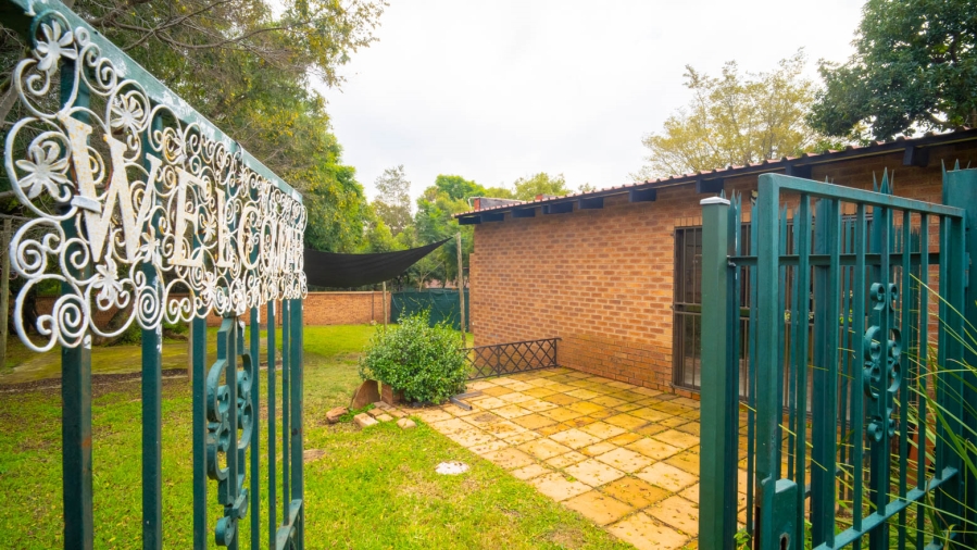 To Let 2 Bedroom Property for Rent in Chartwell Gauteng