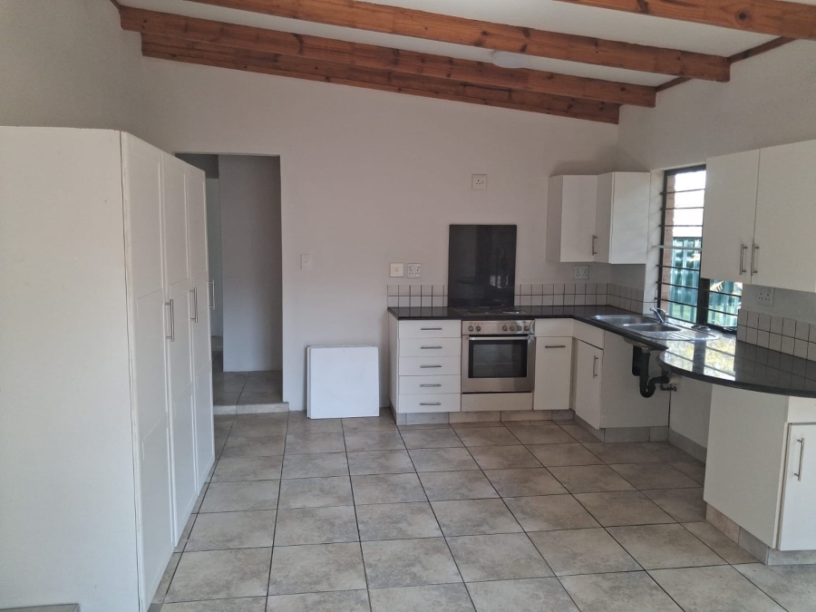 To Let 2 Bedroom Property for Rent in Chartwell Gauteng