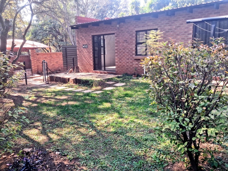 To Let 2 Bedroom Property for Rent in Chartwell Gauteng