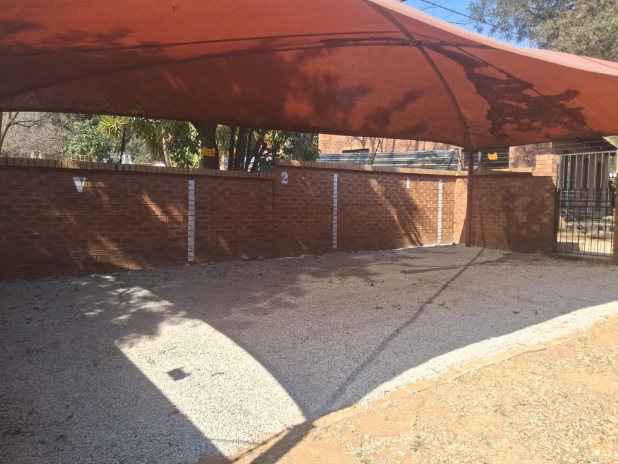 To Let 2 Bedroom Property for Rent in Chartwell Gauteng