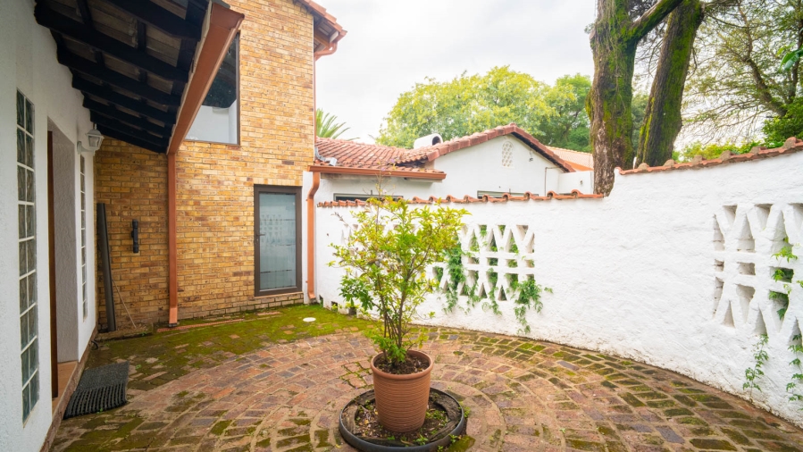 To Let 2 Bedroom Property for Rent in Chartwell Gauteng