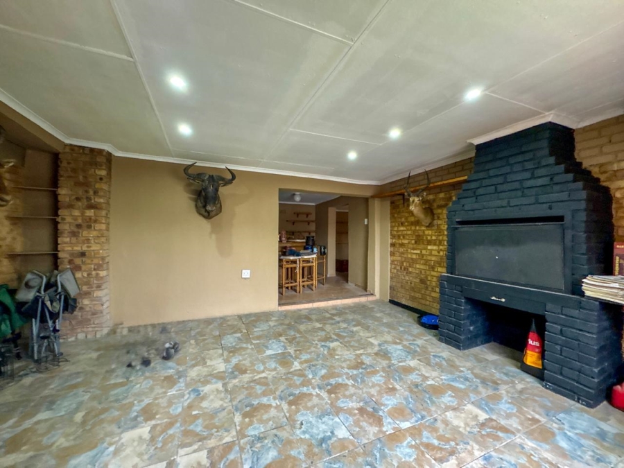 4 Bedroom Property for Sale in Brenthurst Gauteng