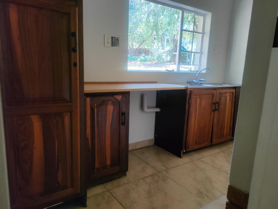 4 Bedroom Property for Sale in Val de Grace Gauteng