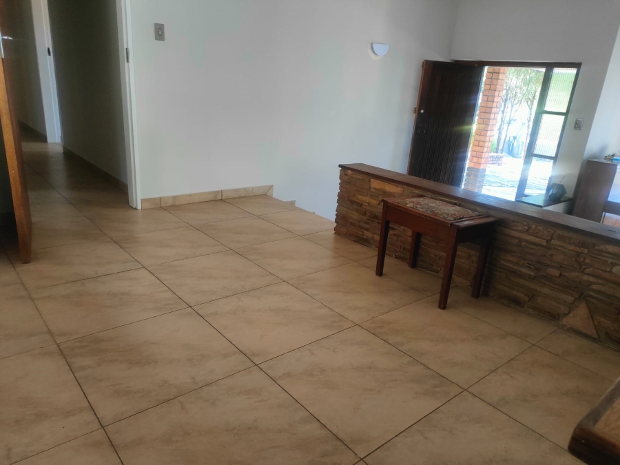 4 Bedroom Property for Sale in Val de Grace Gauteng