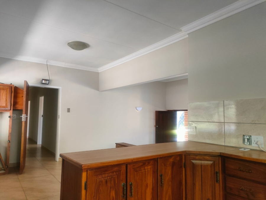 4 Bedroom Property for Sale in Val de Grace Gauteng