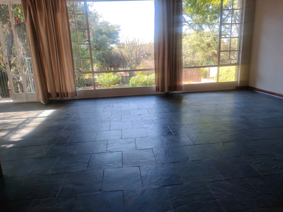 4 Bedroom Property for Sale in Val de Grace Gauteng