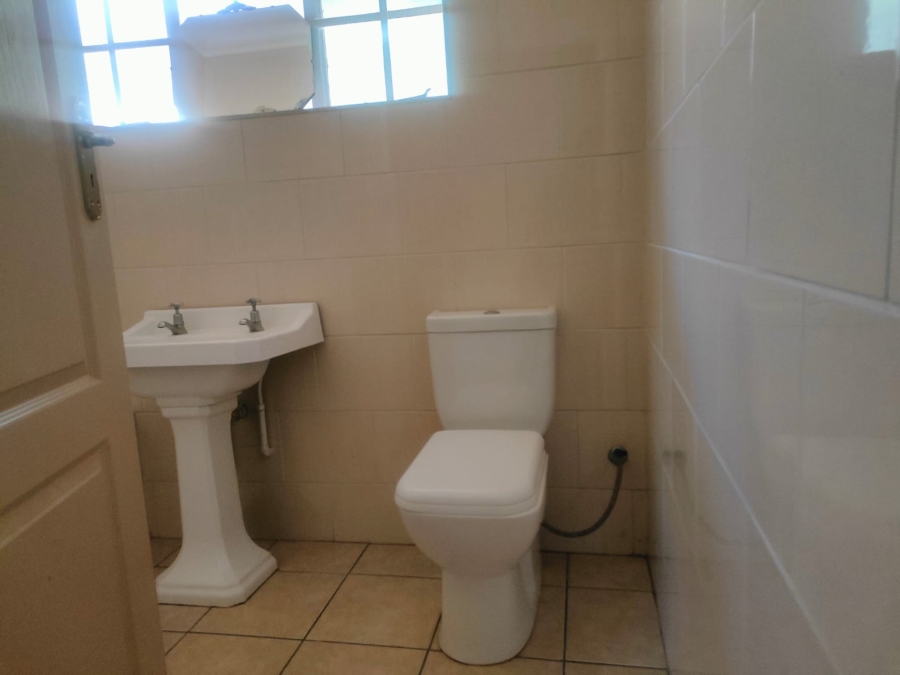 4 Bedroom Property for Sale in Val de Grace Gauteng