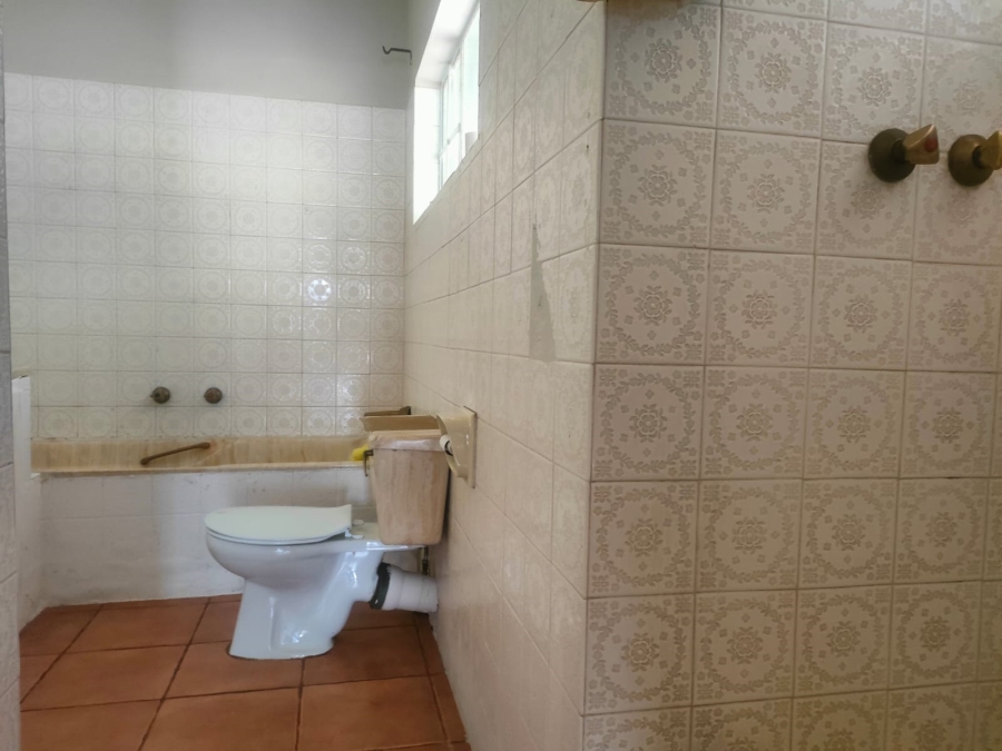4 Bedroom Property for Sale in Val de Grace Gauteng