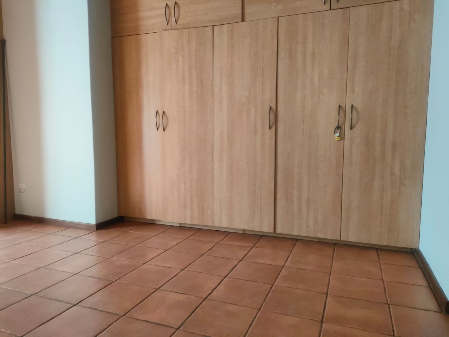 4 Bedroom Property for Sale in Val de Grace Gauteng