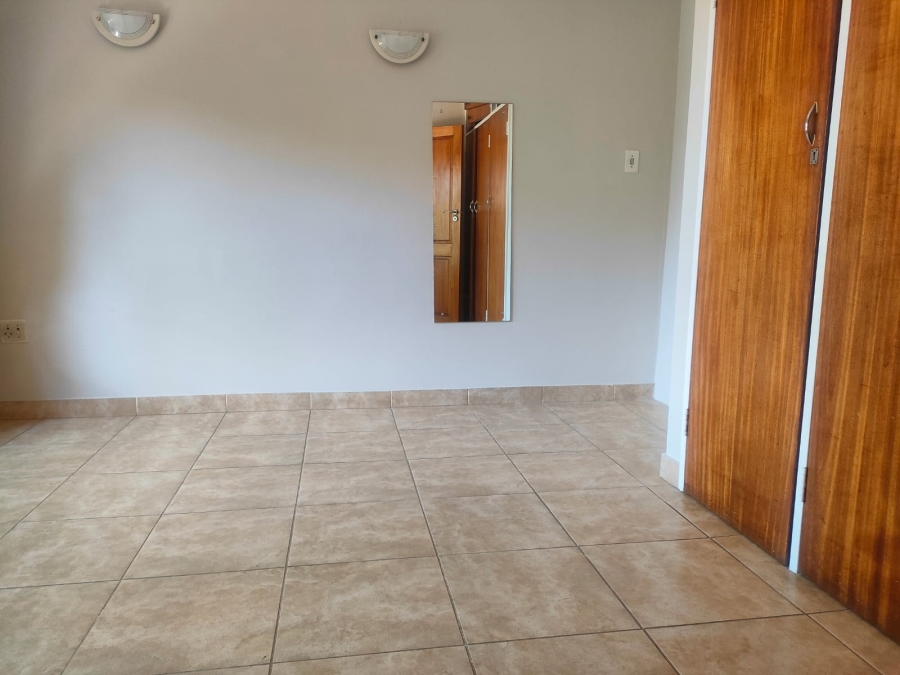 4 Bedroom Property for Sale in Val de Grace Gauteng