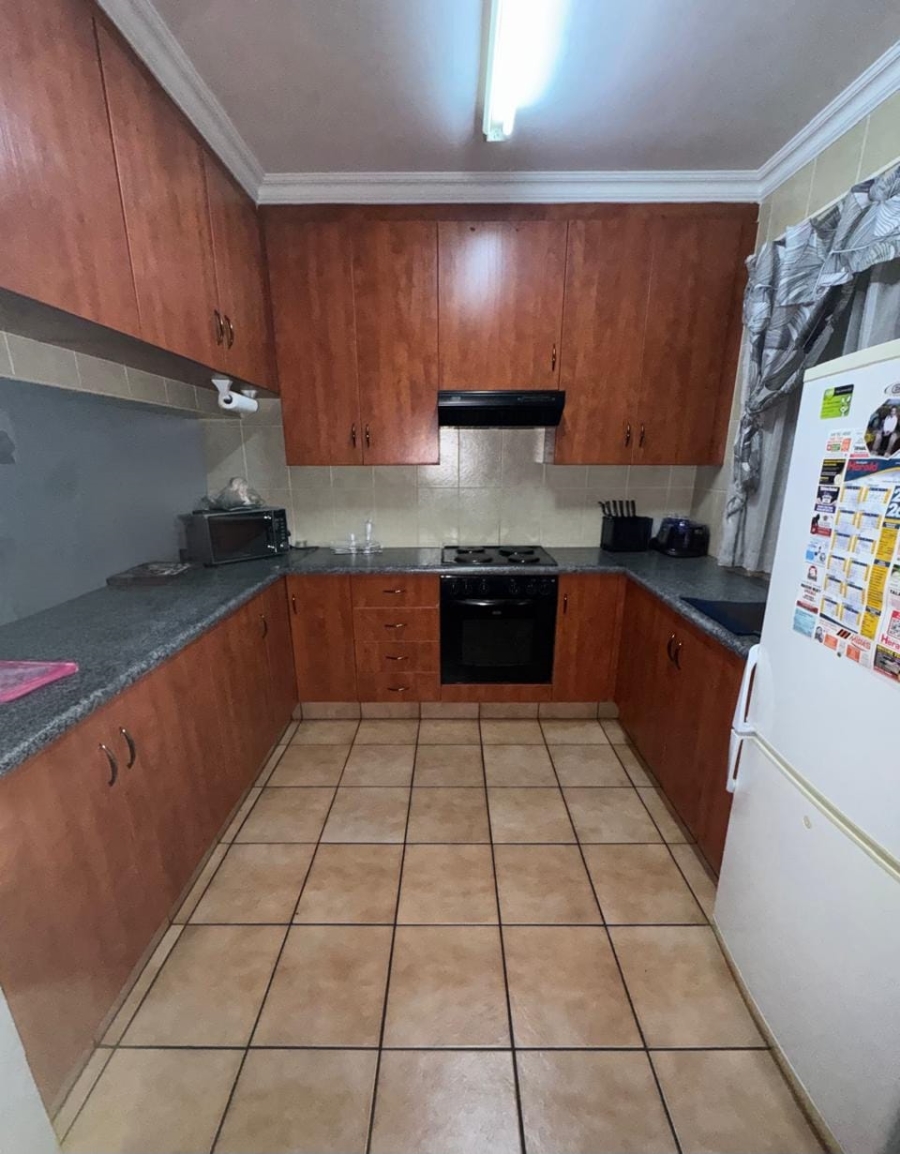 2 Bedroom Property for Sale in Dalview Gauteng