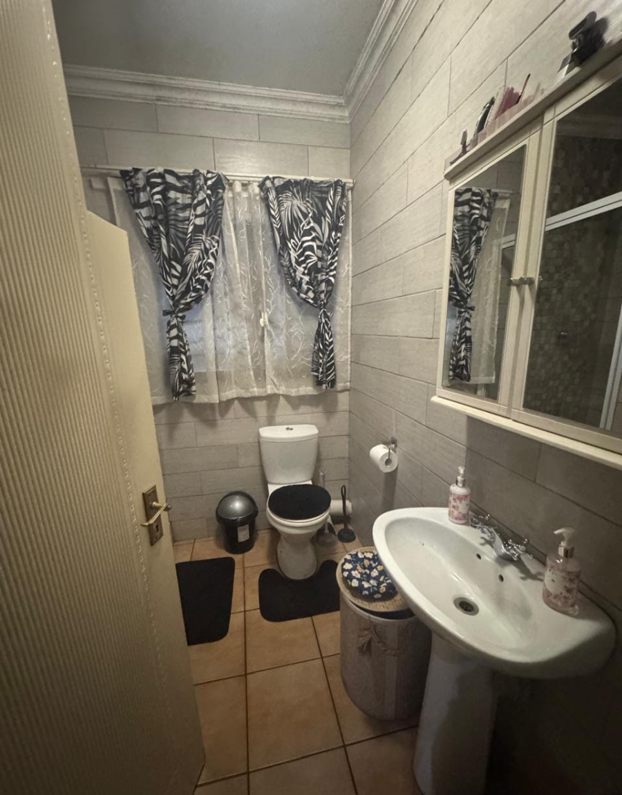 2 Bedroom Property for Sale in Dalview Gauteng