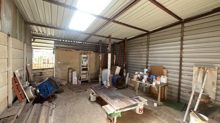 11 Bedroom Property for Sale in Bredell Gauteng