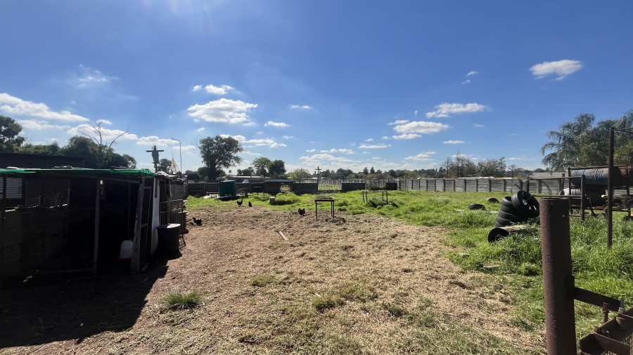 11 Bedroom Property for Sale in Bredell Gauteng