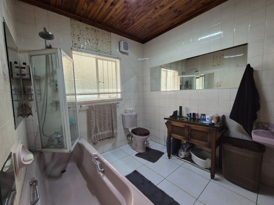 3 Bedroom Property for Sale in Vanderbijlpark SE 7 Gauteng
