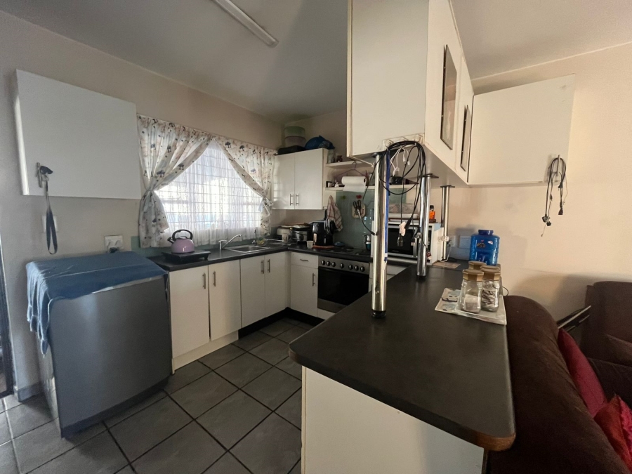 2 Bedroom Property for Sale in Brenthurst Gauteng