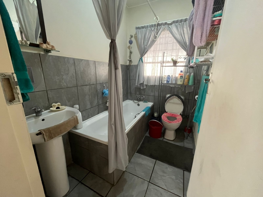 2 Bedroom Property for Sale in Brenthurst Gauteng
