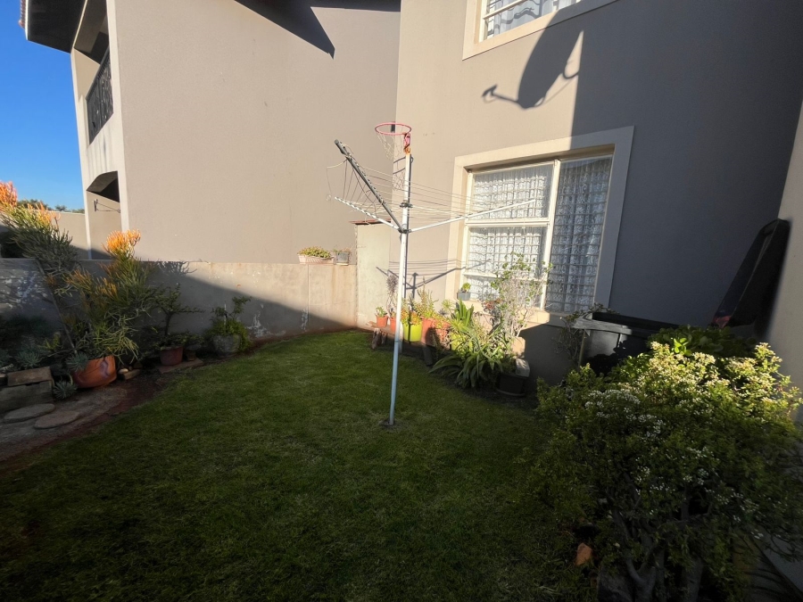 2 Bedroom Property for Sale in Brenthurst Gauteng