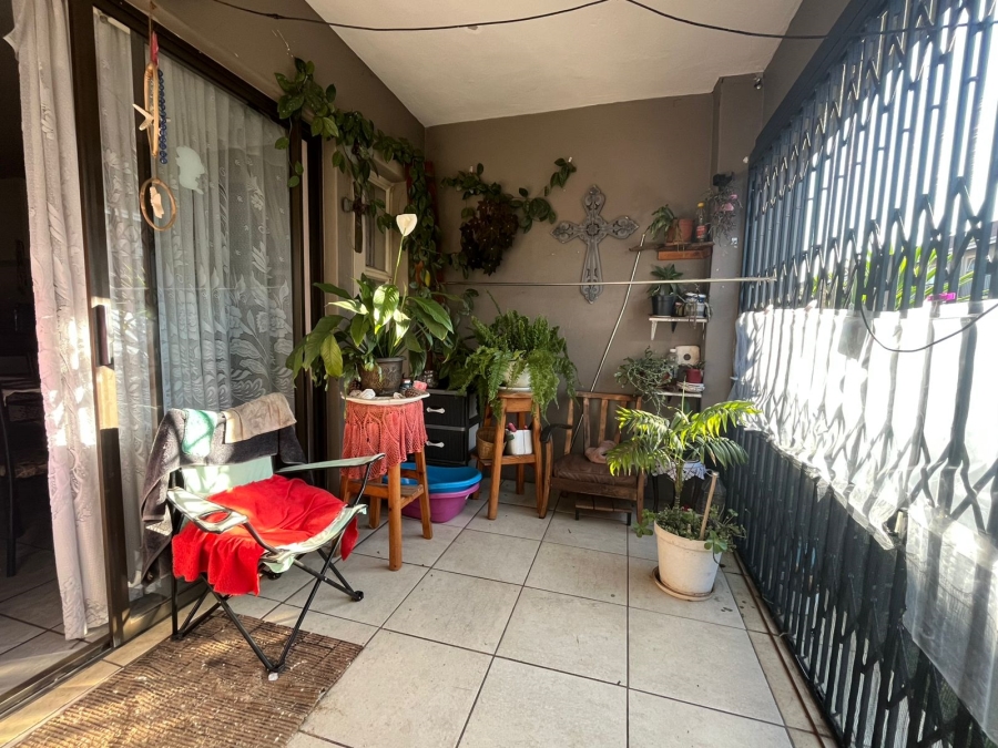 2 Bedroom Property for Sale in Brenthurst Gauteng