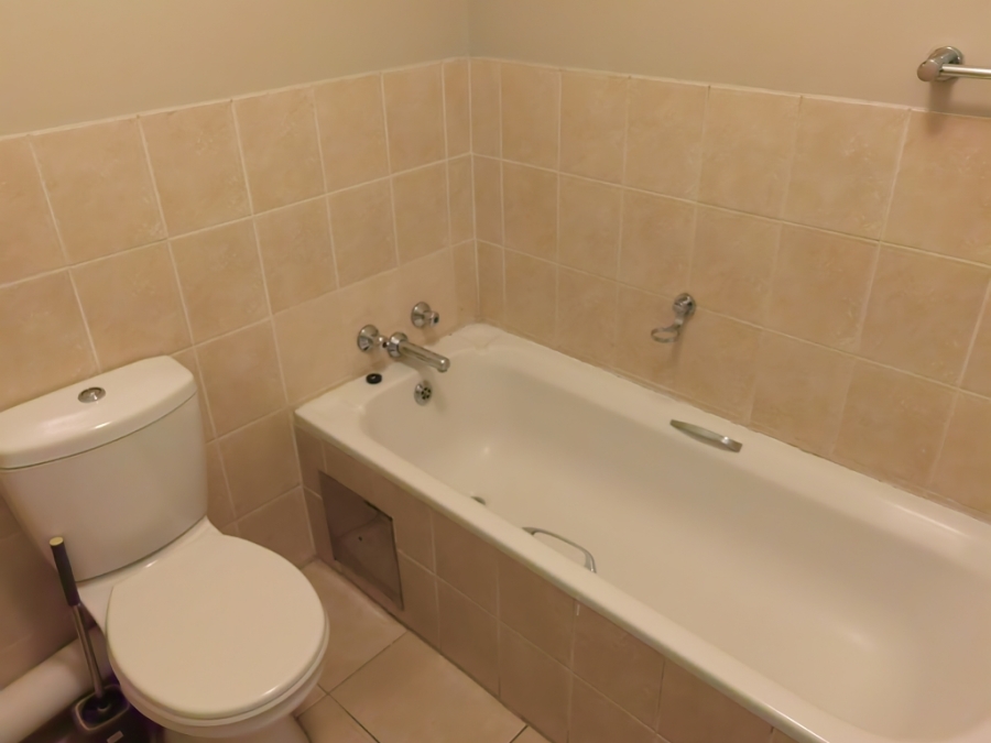 To Let 2 Bedroom Property for Rent in Halfway House Gauteng