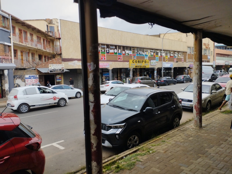 To Let Commercial Property for Rent in Roodepoort Gauteng