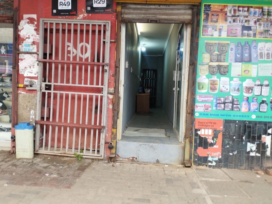 To Let Commercial Property for Rent in Roodepoort Gauteng