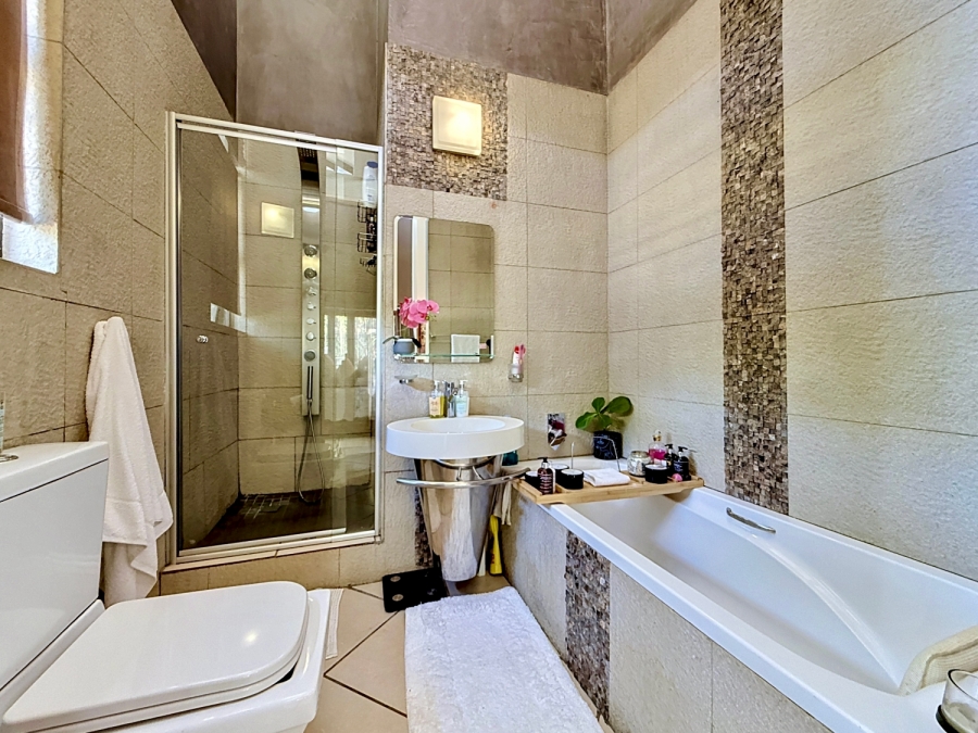 2 Bedroom Property for Sale in Menlo Park Gauteng