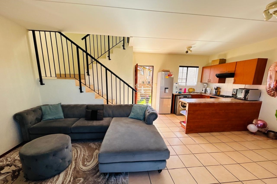 2 Bedroom Property for Sale in Halfway Gardens Gauteng