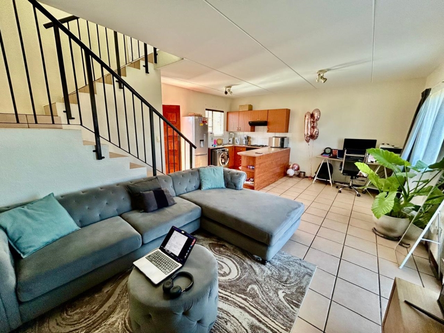 2 Bedroom Property for Sale in Halfway Gardens Gauteng