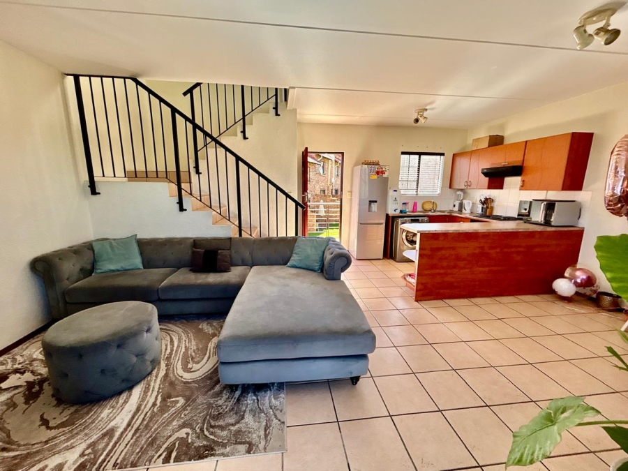 2 Bedroom Property for Sale in Halfway Gardens Gauteng